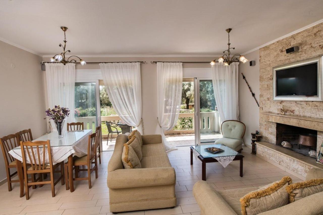 Villa Fairies Λυγιά Εξωτερικό φωτογραφία